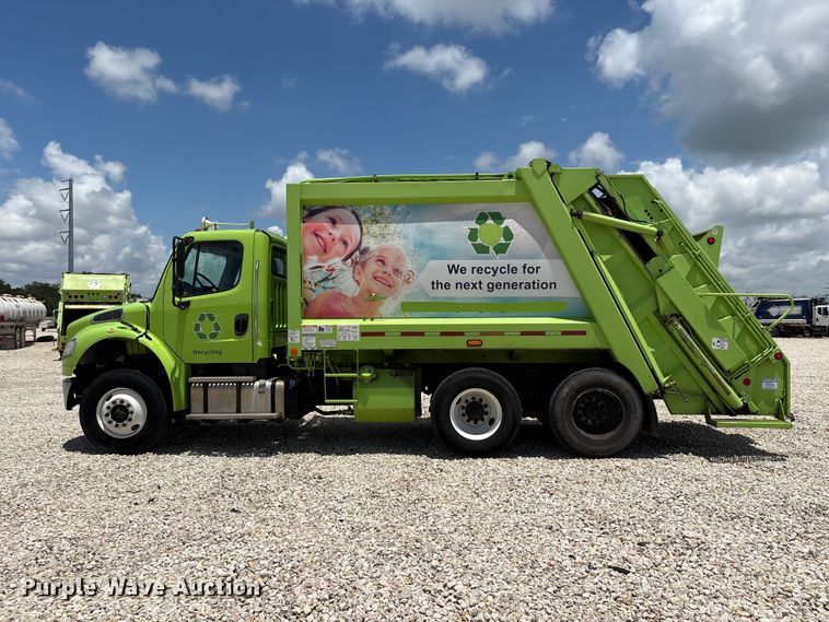 image for item YA3698 2016 Freightliner Business Class M2 refuse truck