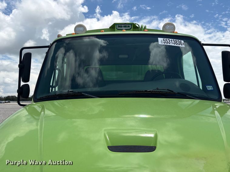 image for item YA3698 2016 Freightliner Business Class M2 refuse truck