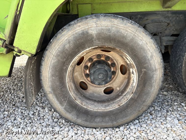 image for item YA3698 2016 Freightliner Business Class M2 refuse truck