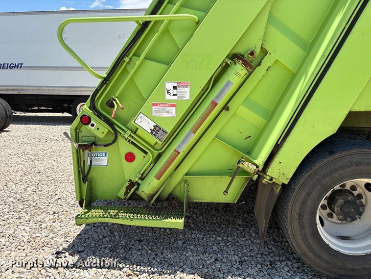 image for item YA3699 2016 Freightliner M2 refuse truck