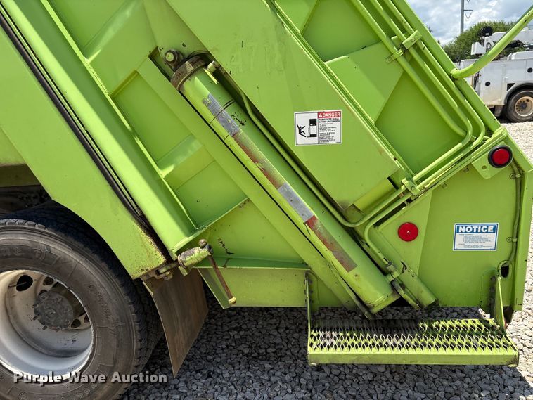 image for item YA3699 2016 Freightliner M2 refuse truck