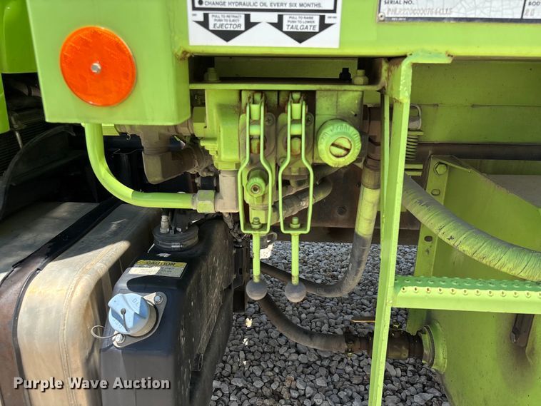 image for item YA3699 2016 Freightliner M2 refuse truck