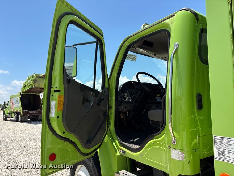 image for item YA3699 2016 Freightliner M2 refuse truck