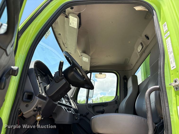 image for item YA3699 2016 Freightliner M2 refuse truck