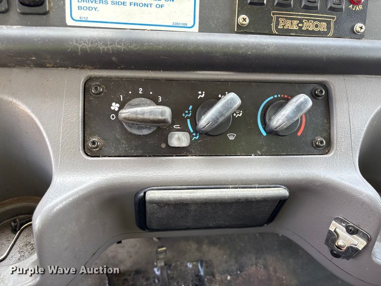 image for item YA3699 2016 Freightliner M2 refuse truck