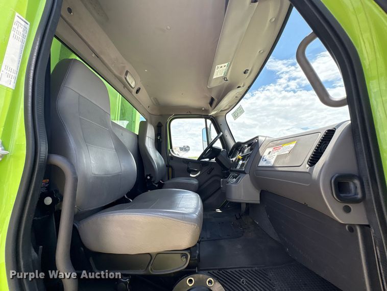 image for item YA3699 2016 Freightliner M2 refuse truck