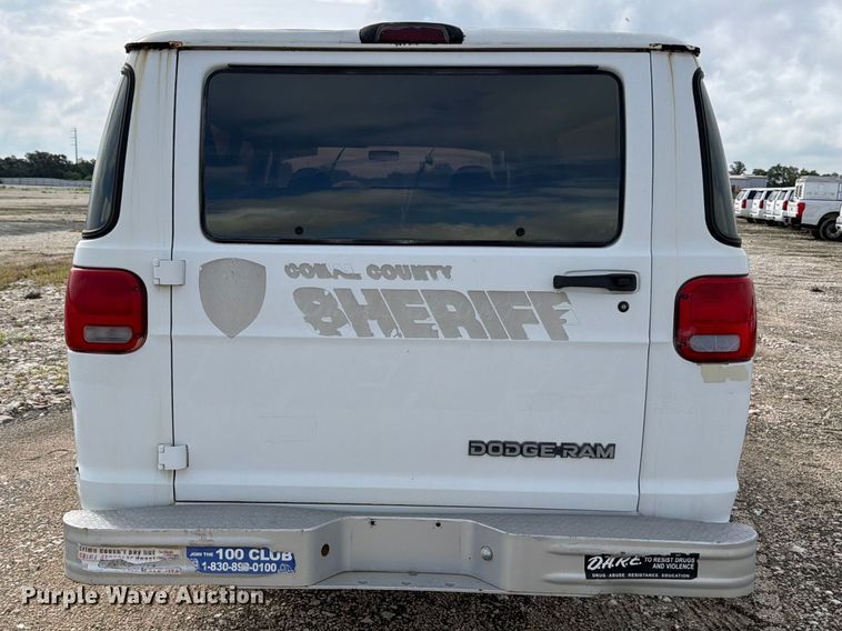 image for item YA3700 1994 Dodge Ram Wagon 350 van