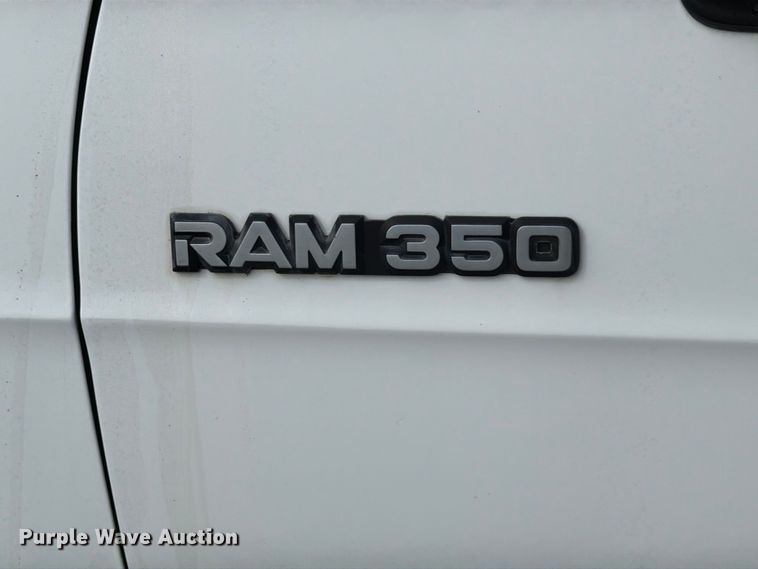 image for item YA3700 1994 Dodge Ram Wagon 350 van