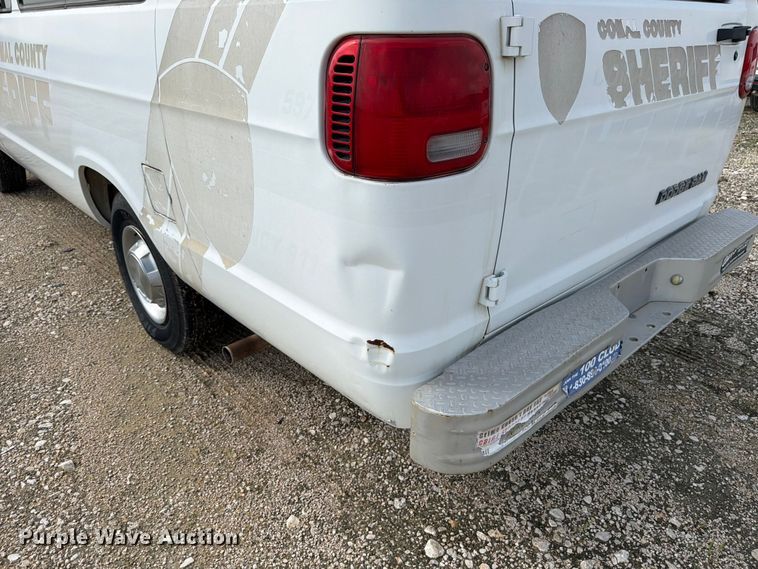 image for item YA3700 1994 Dodge Ram Wagon 350 van