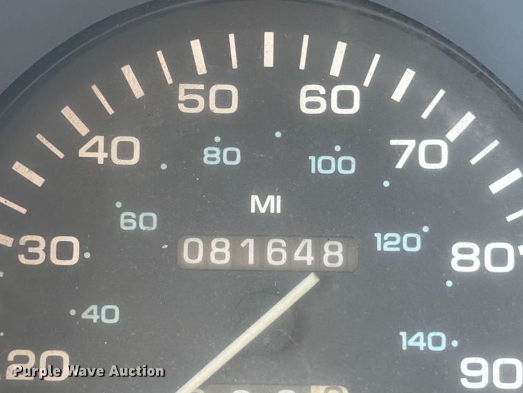 image for item YA3700 1994 Dodge Ram Wagon 350 van