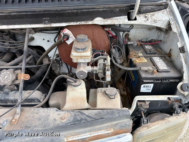 image for item YA3700 1994 Dodge Ram Wagon 350 van