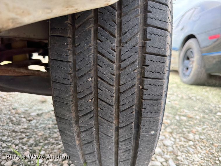 image for item YA3700 1994 Dodge Ram Wagon 350 van