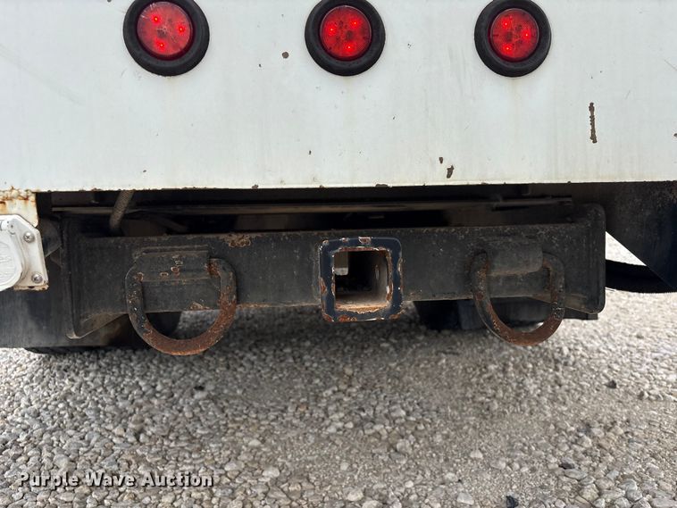 image for item YA3701 2009 Ford F750 utility / service truck