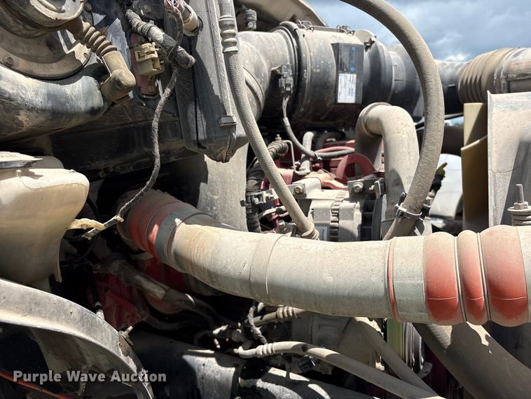 image for item YA3701 2009 Ford F750 utility / service truck