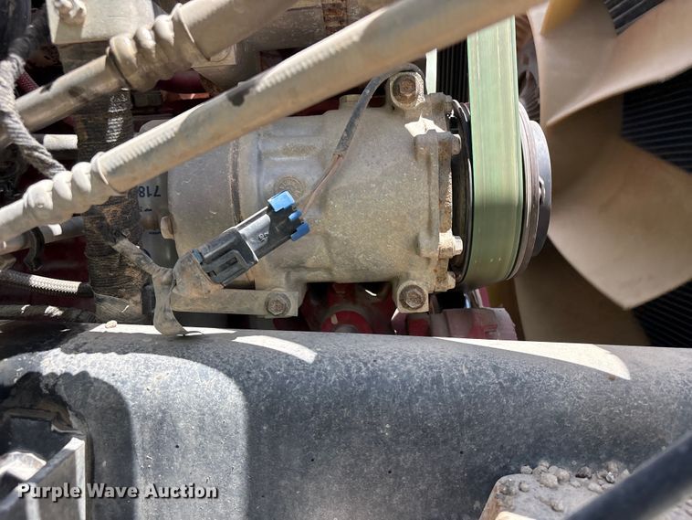 image for item YA3701 2009 Ford F750 utility / service truck