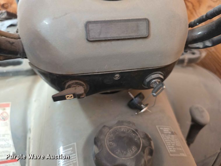 image for item ZA0805 2000 Polaris Magnum 500 ATV