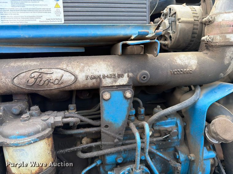 image for item DQ7902 Ford 7610 MFWD tractor