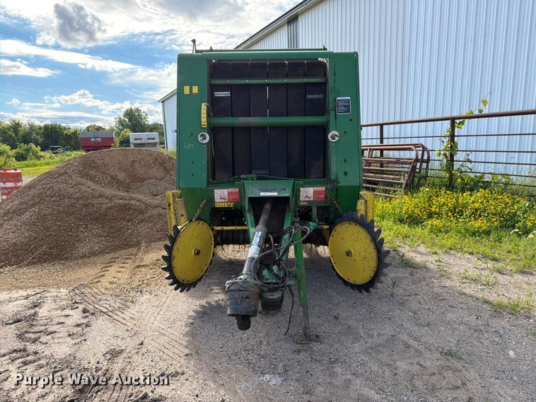 image for item DQ7904 John Deere 335 round baler