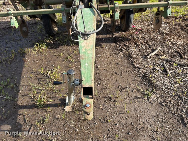 image for item DQ7905 John Deere P7000 planter
