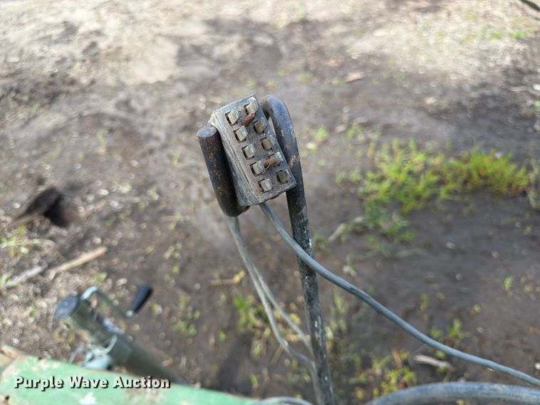 image for item DQ7905 John Deere P7000 planter
