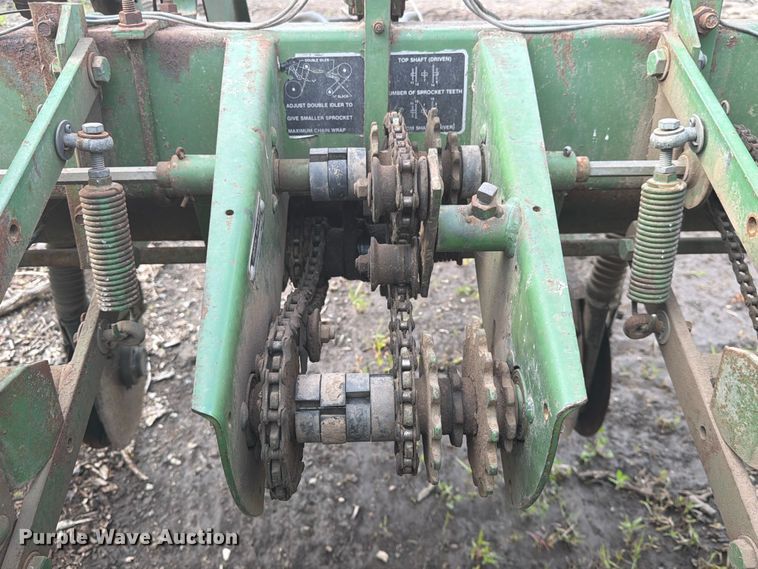 image for item DQ7905 John Deere P7000 planter
