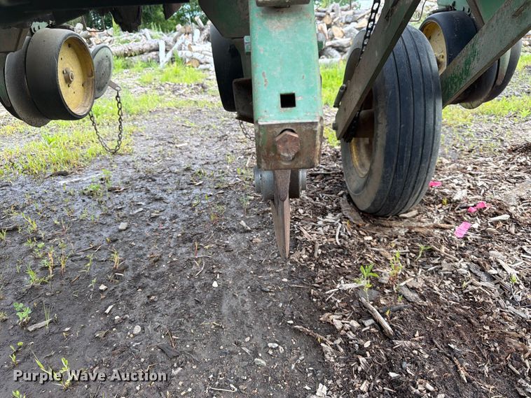 image for item DQ7905 John Deere P7000 planter