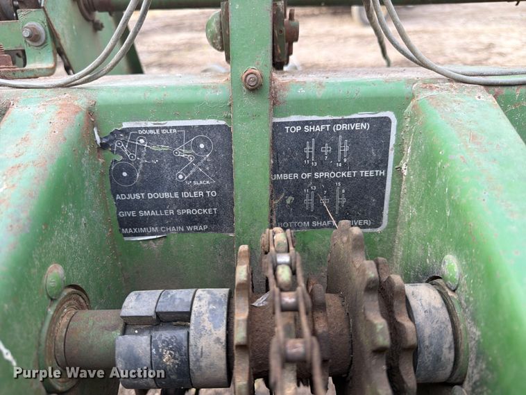 image for item DQ7905 John Deere P7000 planter