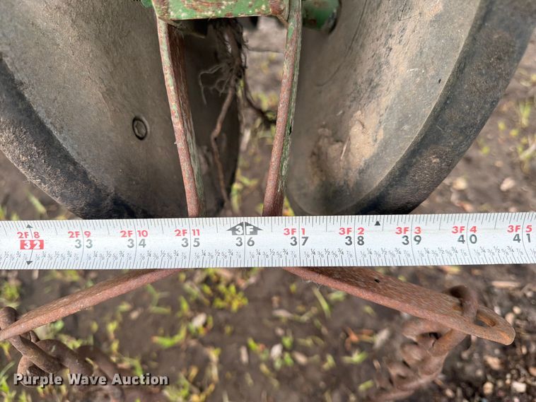 image for item DQ7905 John Deere P7000 planter