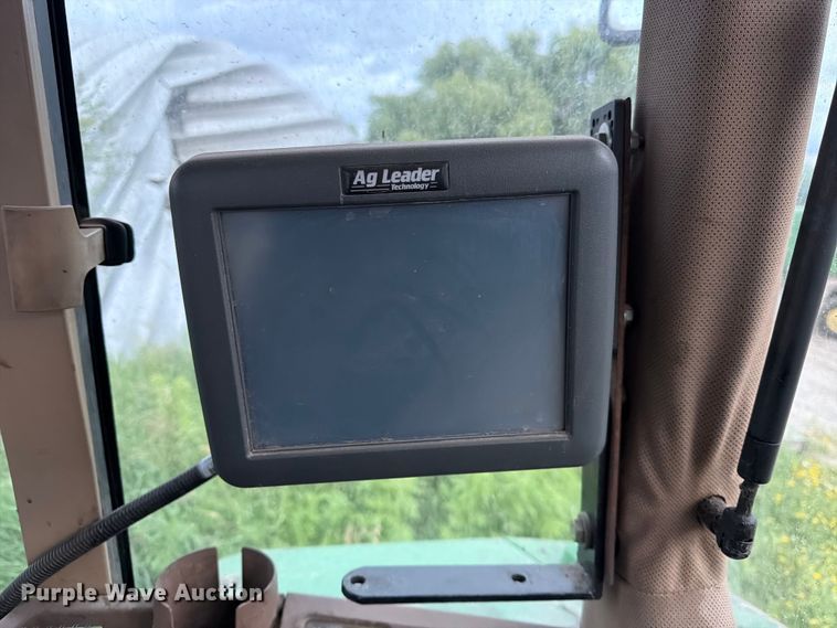 image for item DQ7905 John Deere P7000 planter