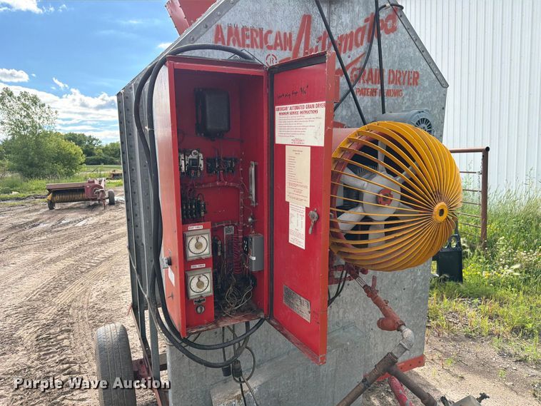image for item DQ7907 American 1503T grain dryer