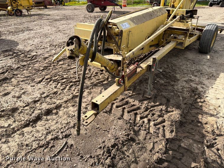 image for item DQ7908 Oxbo BH100 bean harvester