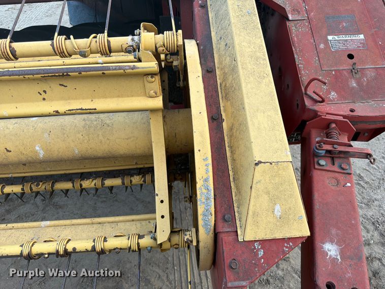 image for item DQ7909 New Holland 492 sickle mower