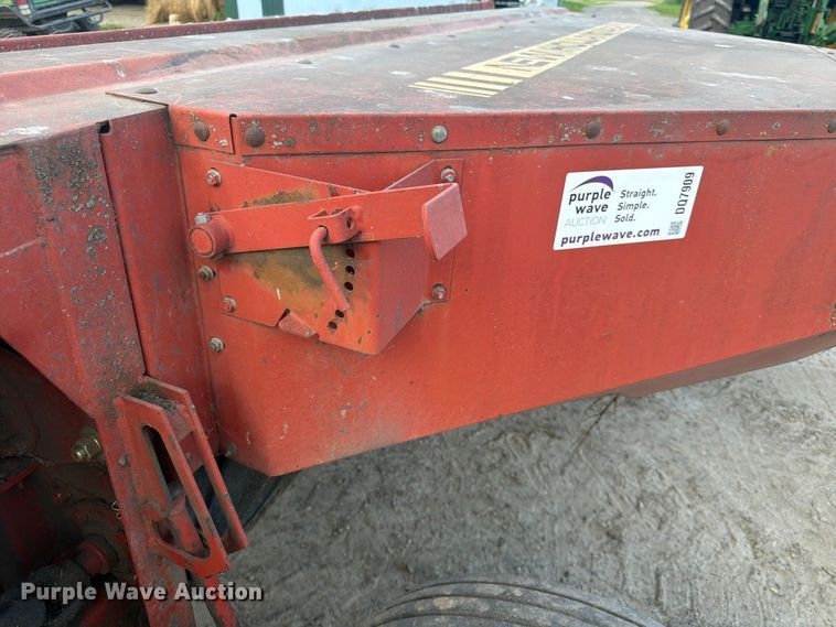 image for item DQ7909 New Holland 492 sickle mower