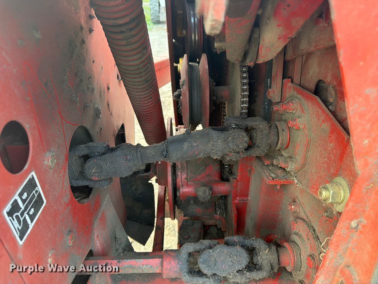 image for item DQ7909 New Holland 492 sickle mower