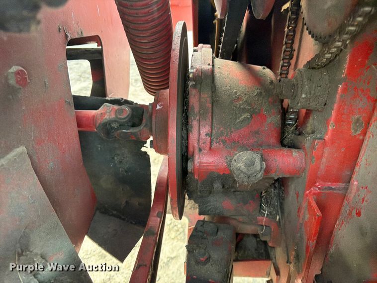 image for item DQ7909 New Holland 492 sickle mower