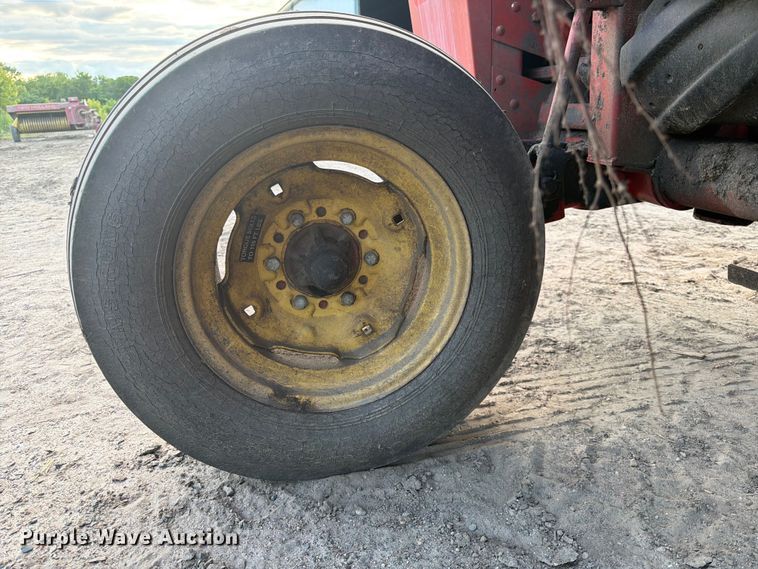 image for item DQ7909 New Holland 492 sickle mower