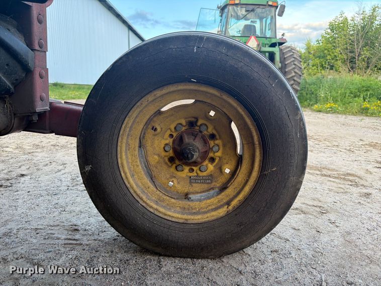 image for item DQ7909 New Holland 492 sickle mower