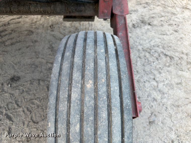 image for item DQ7909 New Holland 492 sickle mower
