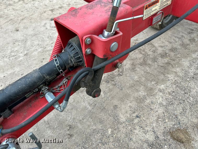 image for item DQ7910 2013 H&S RR420 hay rake