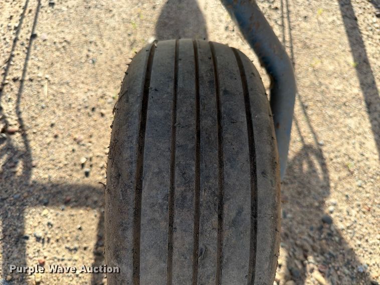 image for item DQ7912 Ranch Rite hay tedder