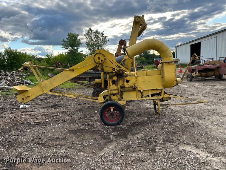 image for item DQ7913 (2) Minneapolis-Moline Model D corn shuckers  corn shuckers