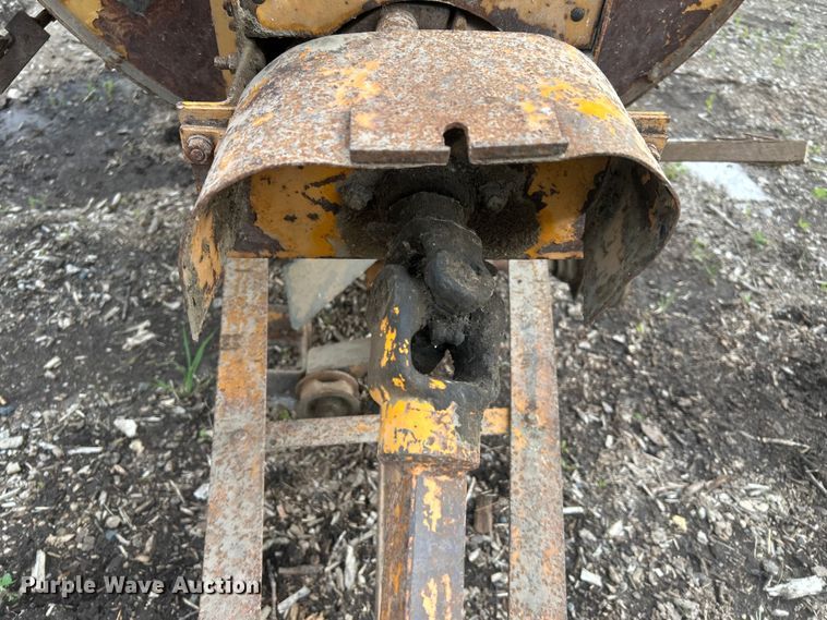 image for item DQ7913 (2) Minneapolis-Moline Model D corn shuckers  corn shuckers