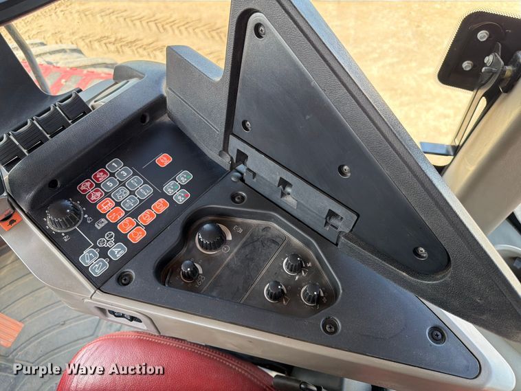 image for item DQ7934 2017 Case IH Steiger 370 HD 4WD tractor