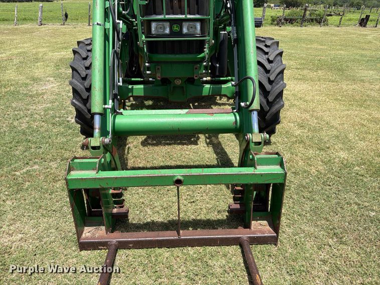 image for item ED5352 2010 John Deere 6100D MFWD tractor