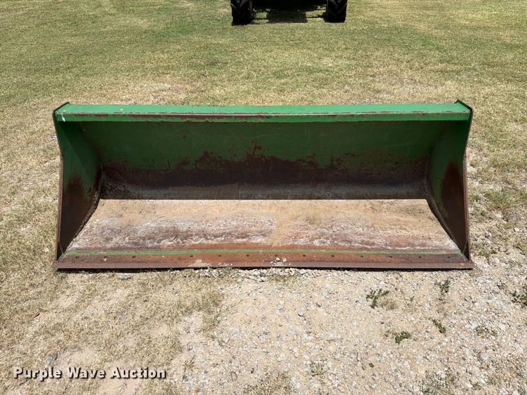 image for item ED5352 2010 John Deere 6100D MFWD tractor