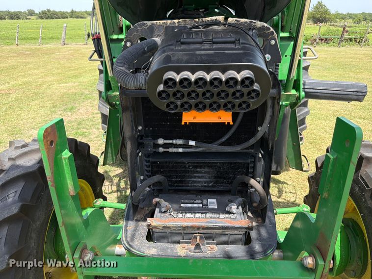 image for item ED5352 2010 John Deere 6100D MFWD tractor