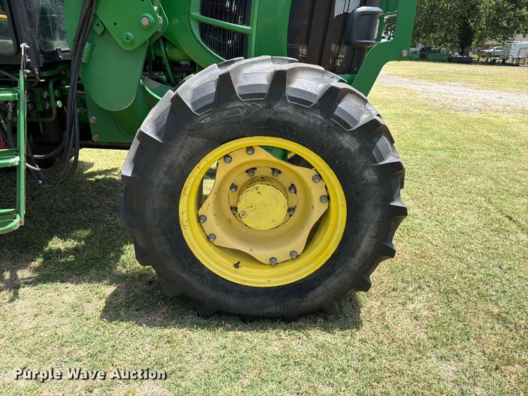 image for item ED5352 2010 John Deere 6100D MFWD tractor