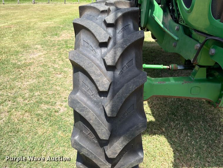 image for item ED5352 2010 John Deere 6100D MFWD tractor