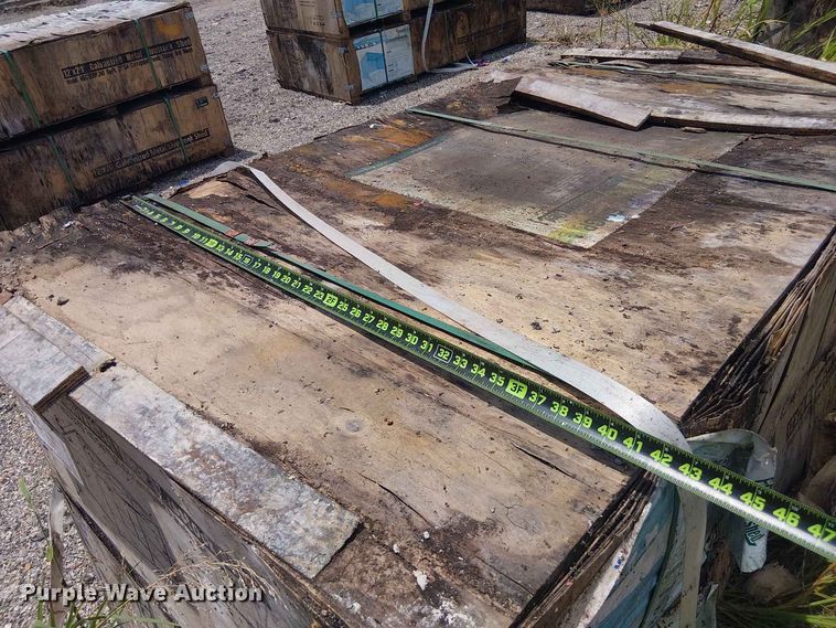 image for item EE1581 (2) Valley Pioneer MSC1220F livestock sheds
