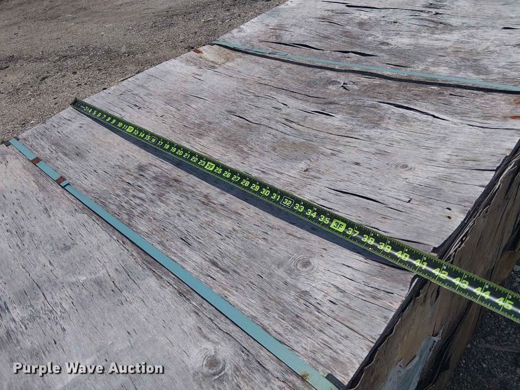 image for item EE1585 (2) Valley Pioneer MSC1220F livestock sheds